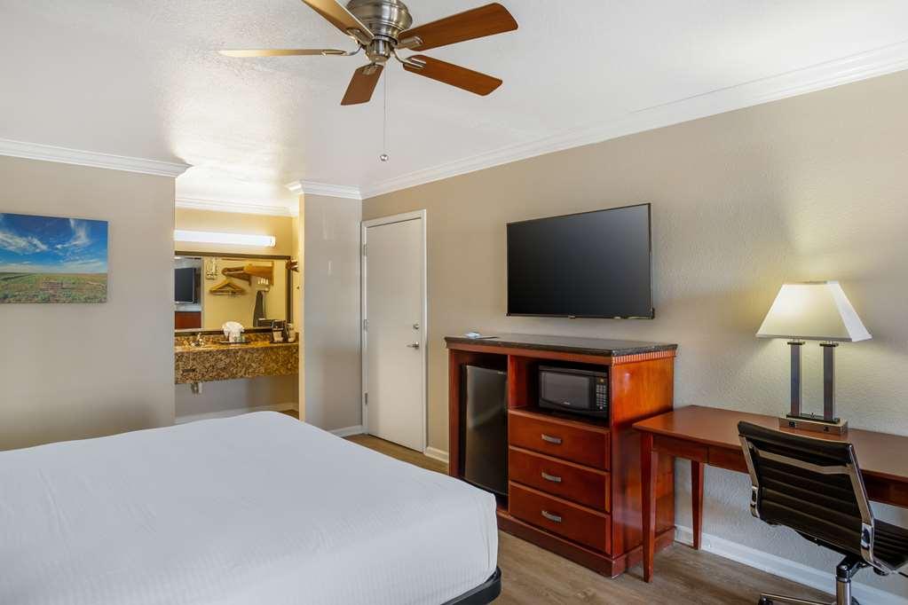 Best Western Heritage Inn Bakersfield Room photo
